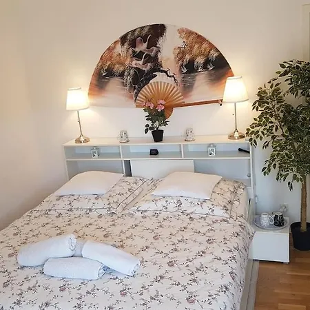3-zimmer-wohnung In Maerchenstadt! *