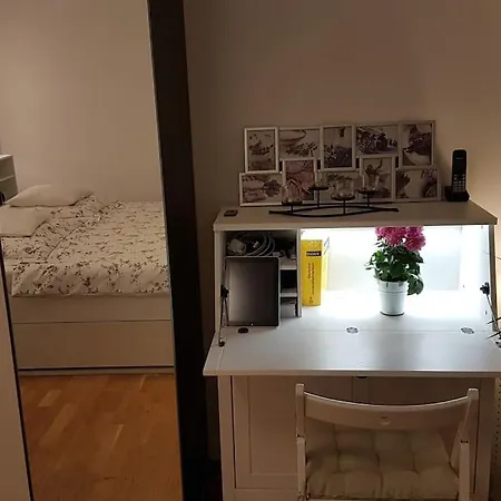 アパート 3-zimmer-wohnung In Maerchenstadt! ハイデルベルク